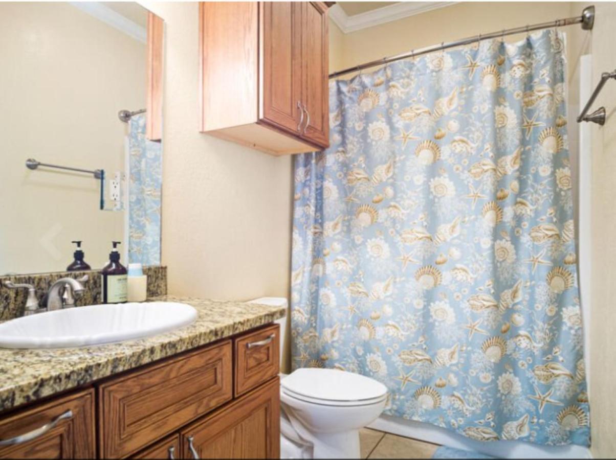 Fancy Nancy 2 Min Walk To Beach, Lyft, Pet-Friendly Bolivar Peninsula Esterno foto