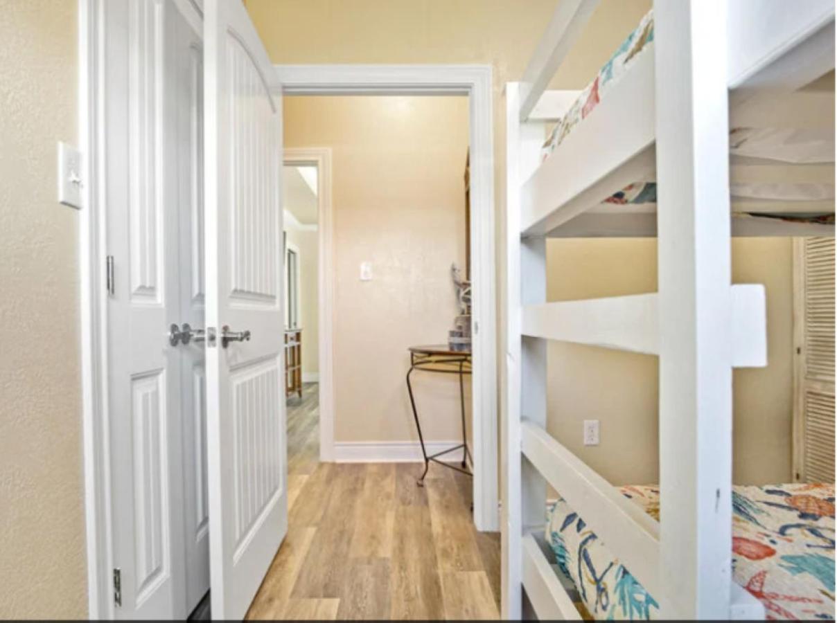 Fancy Nancy 2 Min Walk To Beach, Lyft, Pet-Friendly Bolivar Peninsula Esterno foto