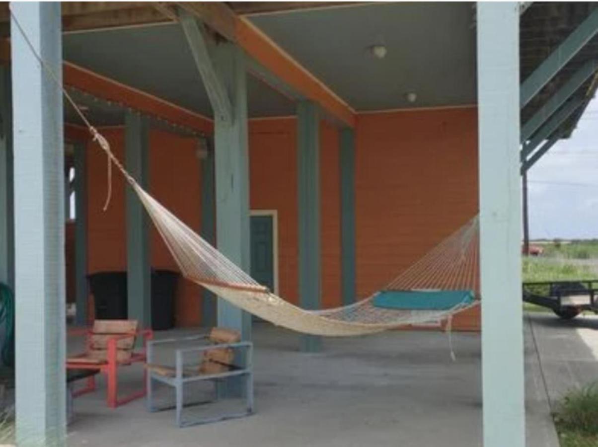 Fancy Nancy 2 Min Walk To Beach, Lyft, Pet-Friendly Bolivar Peninsula Esterno foto