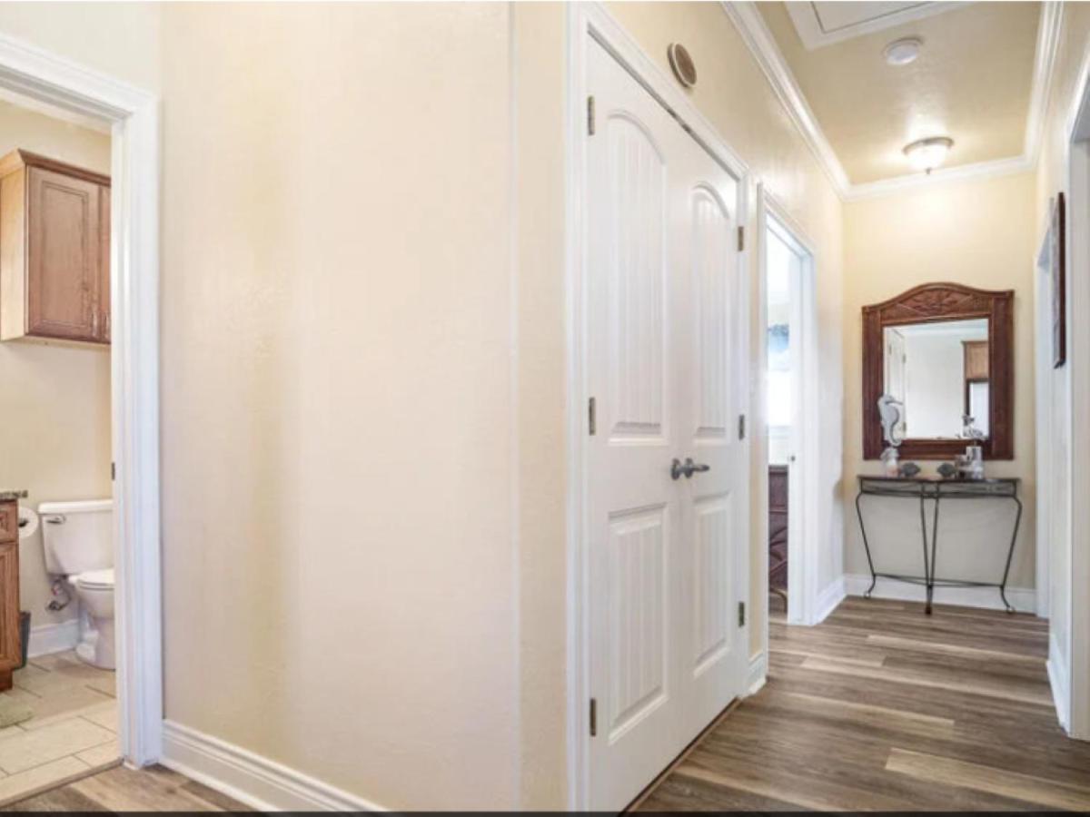 Fancy Nancy 2 Min Walk To Beach, Lyft, Pet-Friendly Bolivar Peninsula Esterno foto