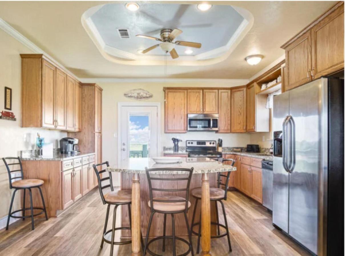 Fancy Nancy 2 Min Walk To Beach, Lyft, Pet-Friendly Bolivar Peninsula Esterno foto